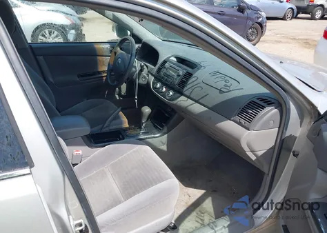 2006 Toyota Camry Le z USA, uszkodzony, nr VIN 4T1BE32K96U739732